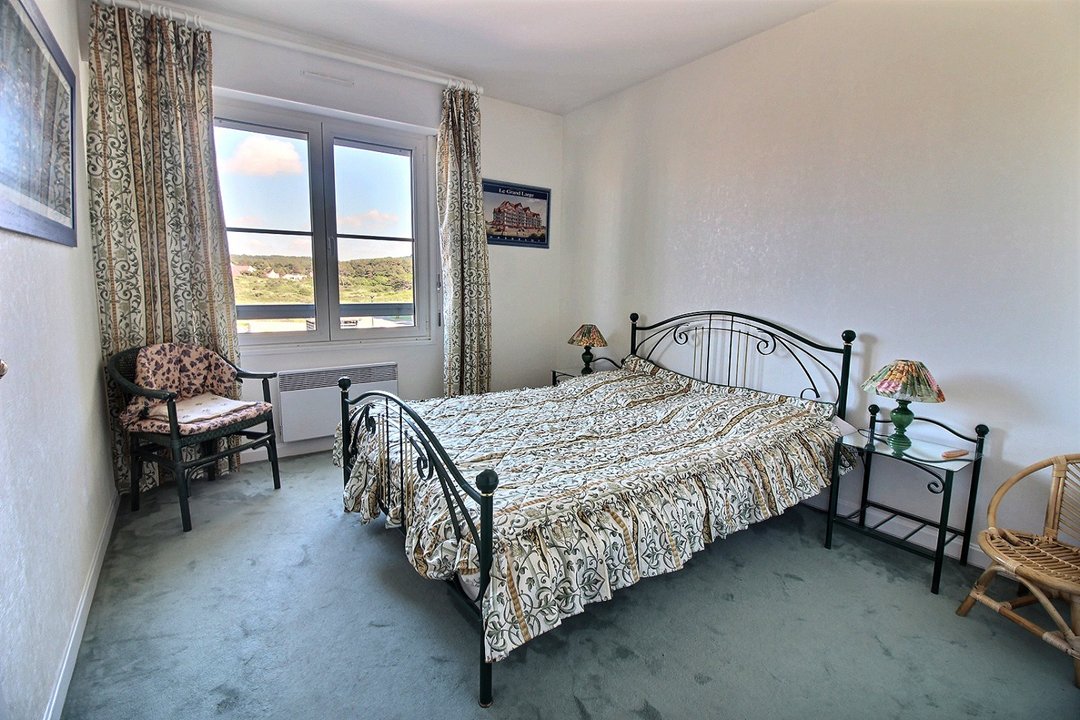 /picture/helios/116215201/GRAND LARGE A C2/3_2025-12-07CET00h00-11.jpg